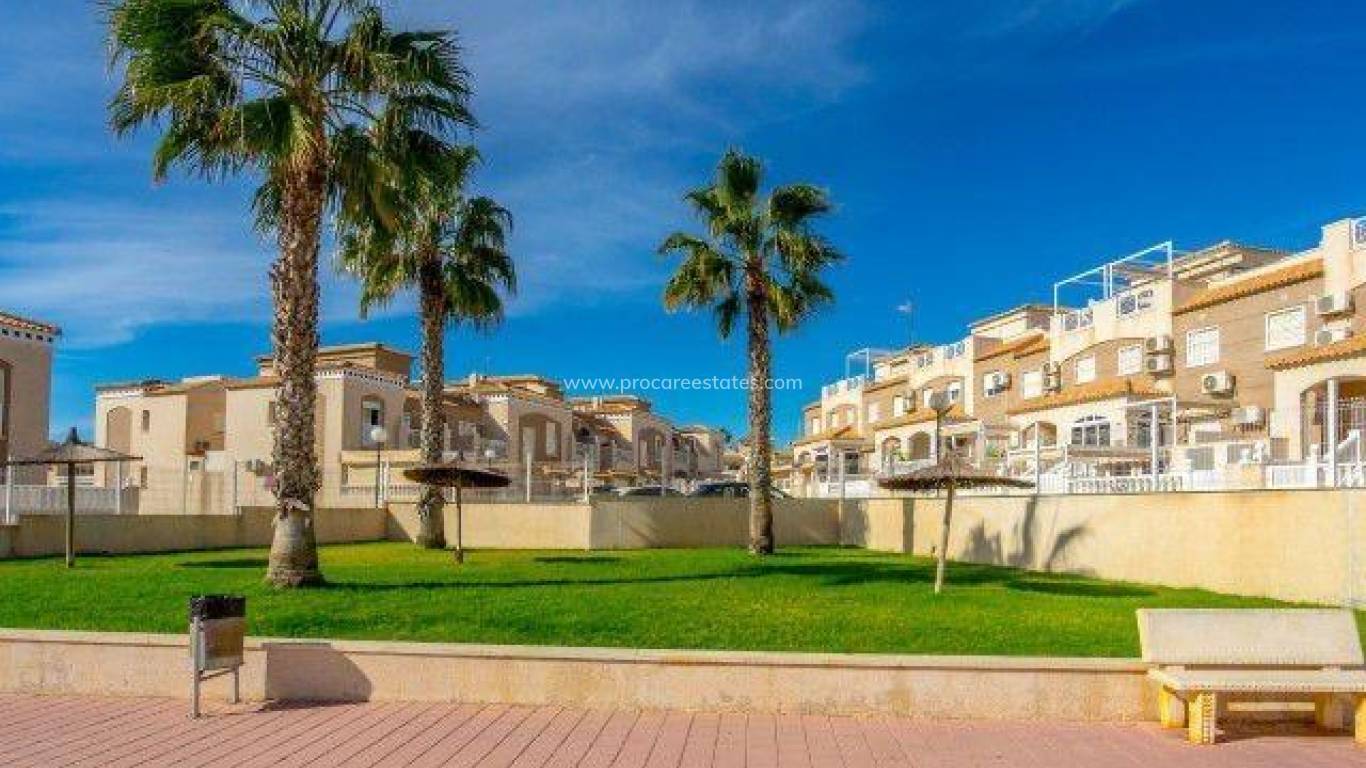 Resale - Villa - Torrevieja - Cabo Cervera