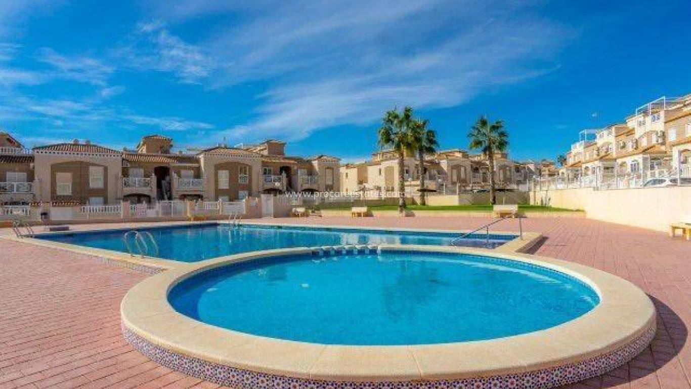 Resale - Villa - Torrevieja - Cabo Cervera