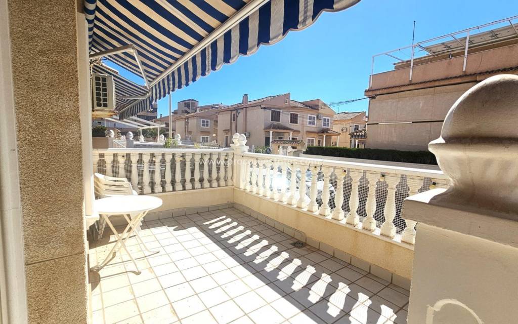 Resale - Villa - Torrevieja - Cabo Cervera