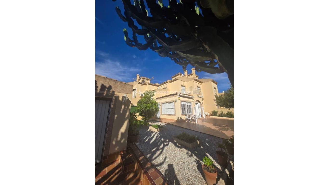 Resale - Villa - Torrevieja - Cabo Cervera