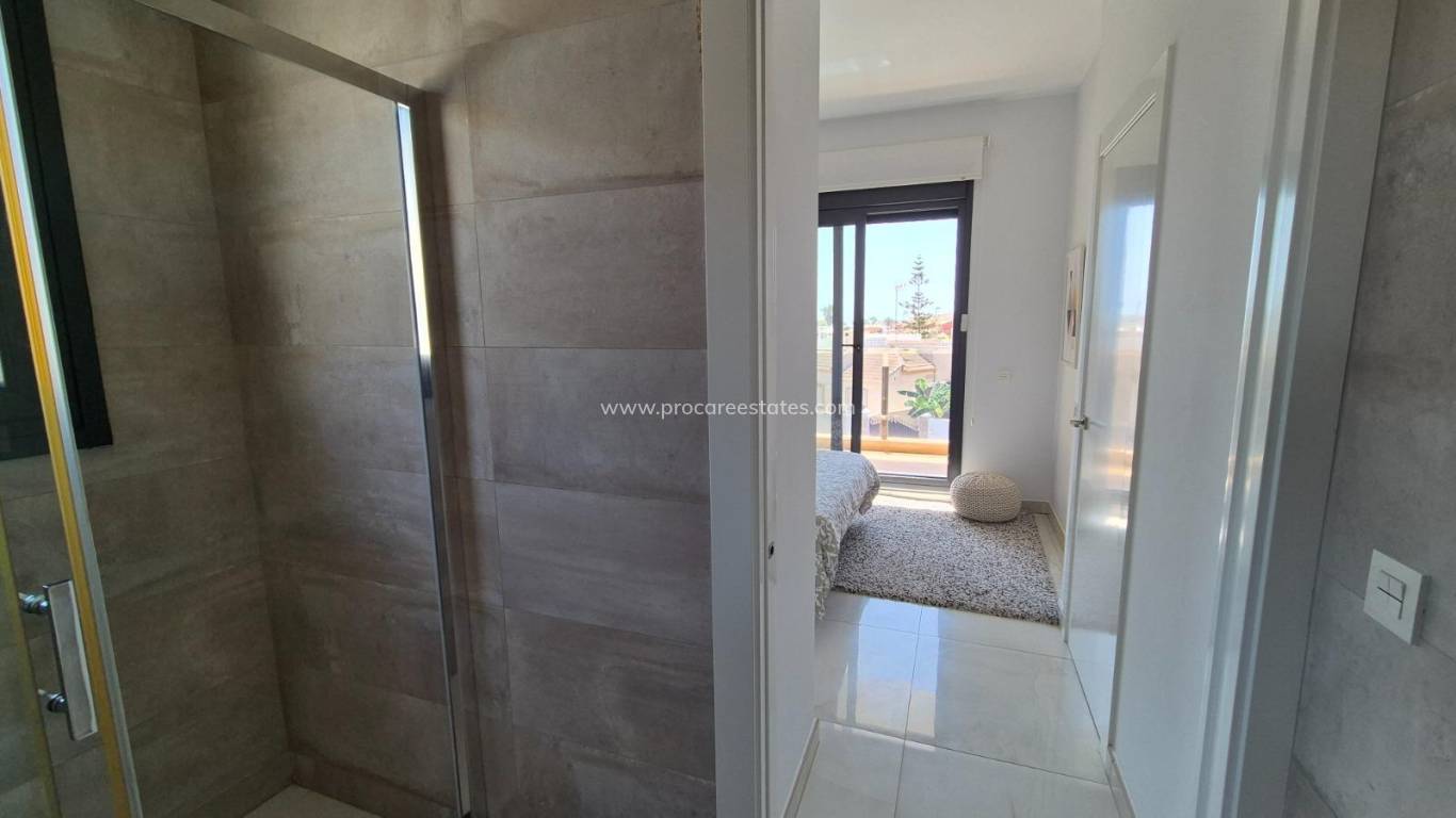 Resale - Villa - Torrevieja - Cabo Cervera