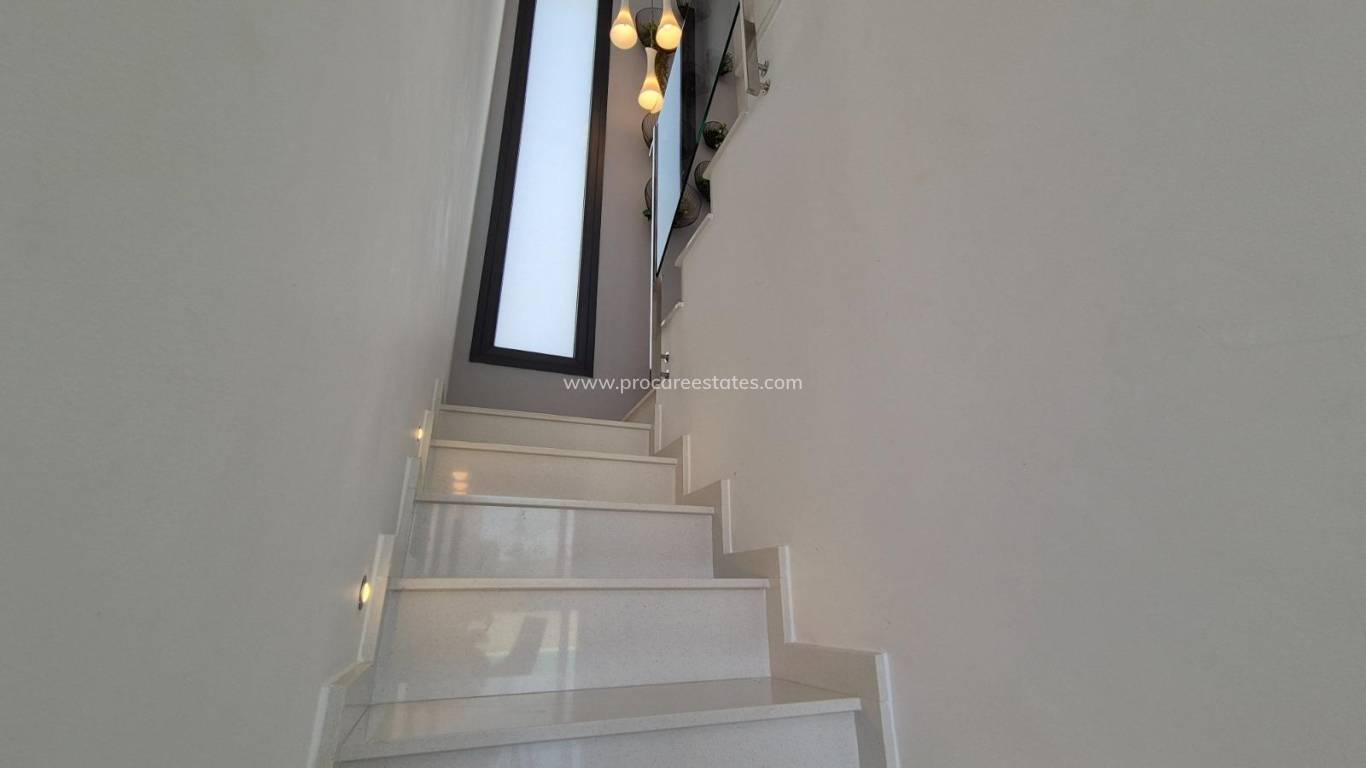 Resale - Villa - Torrevieja - Cabo Cervera