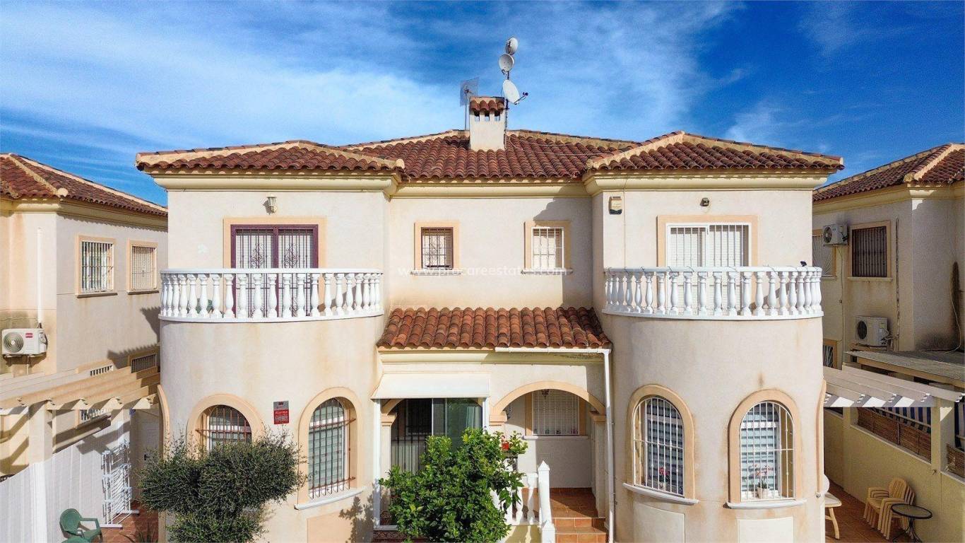 Resale - Villa - Torrevieja - Cañada del Molino