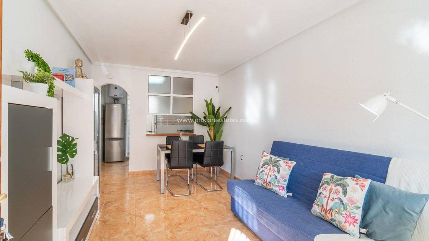 Resale - Villa - Torrevieja - El Chaparral