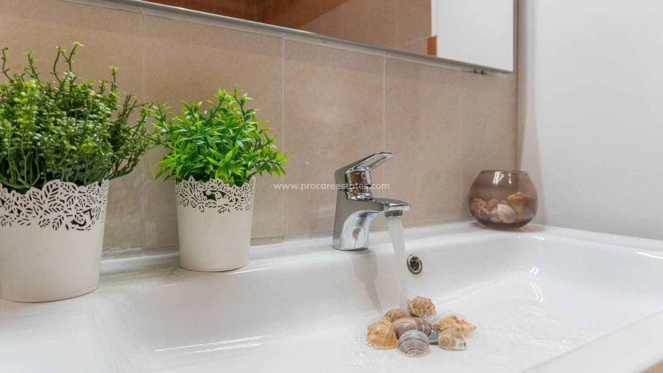 Resale - Villa - Torrevieja - El Chaparral