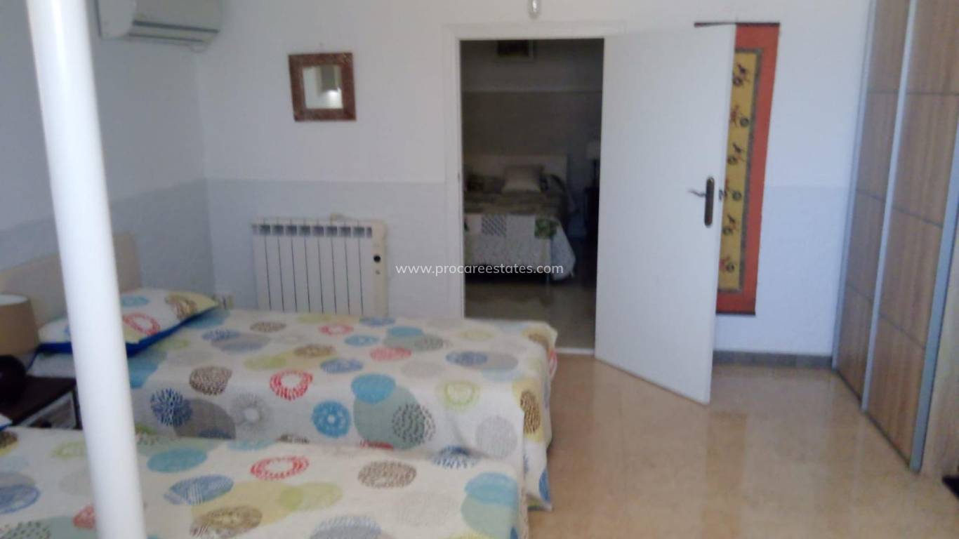 Resale - Villa - Torrevieja - Eliseos playa