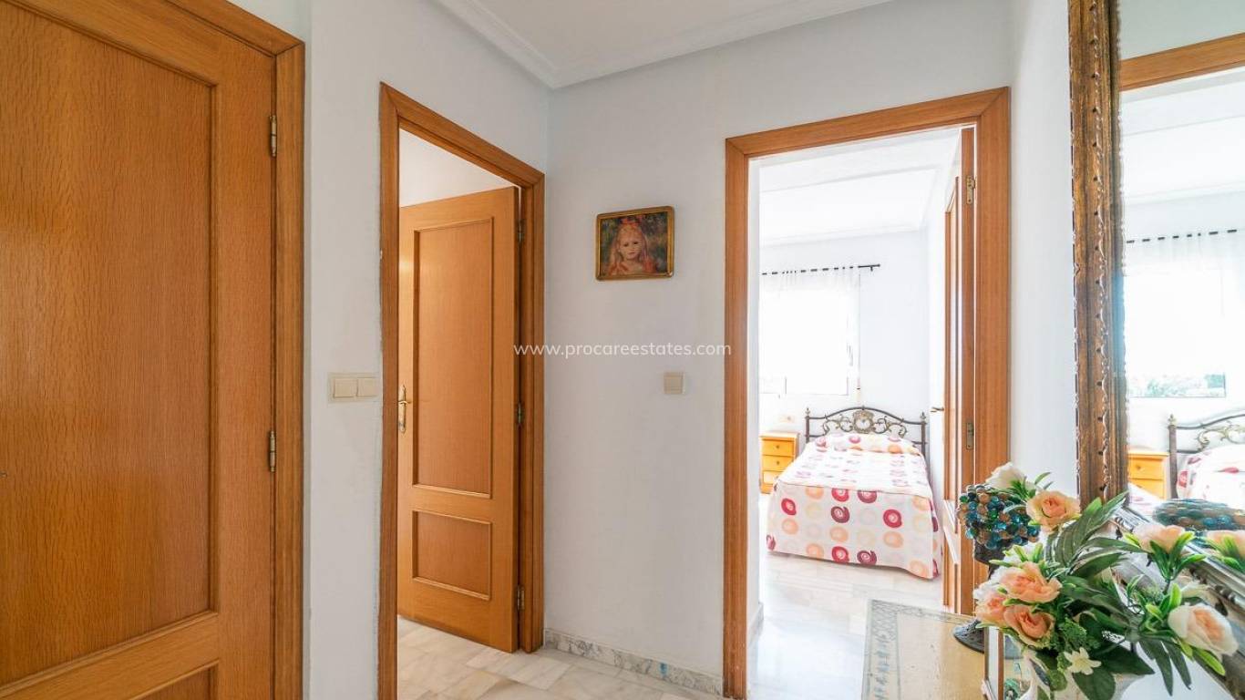 Resale - Villa - Torrevieja - La Mata