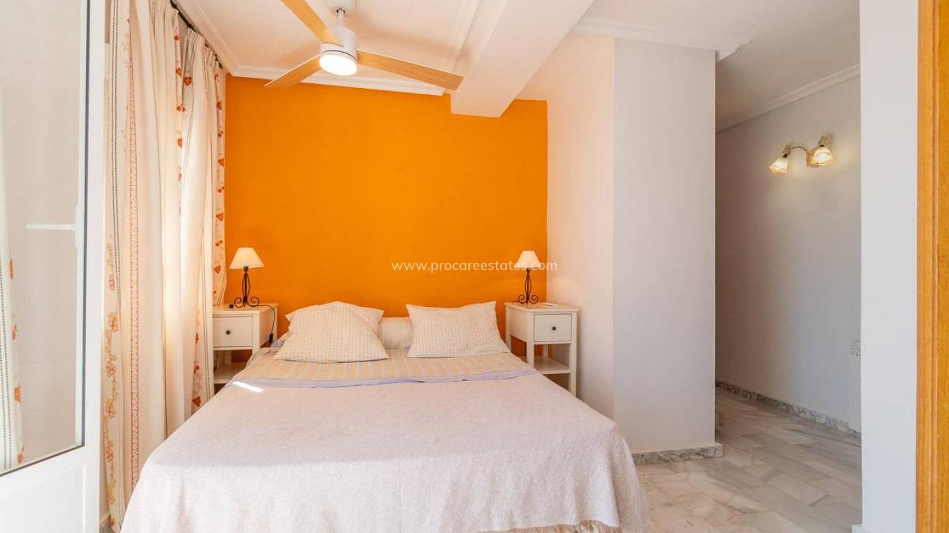 Resale - Villa - Torrevieja - La Mata