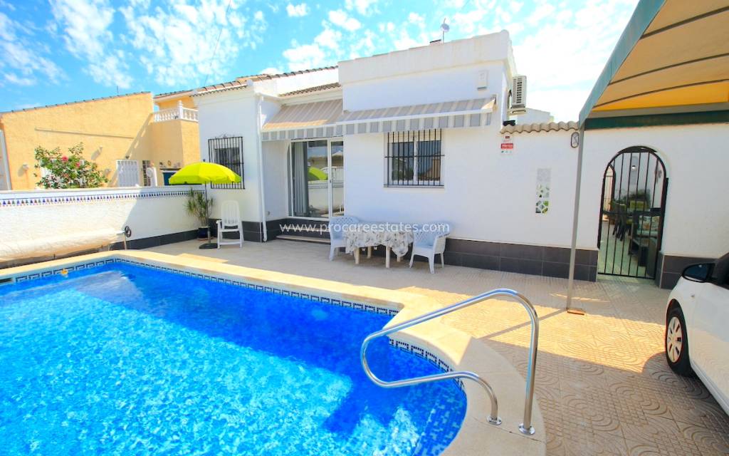 Resale - Villa - Torrevieja - La Siesta - San Luis