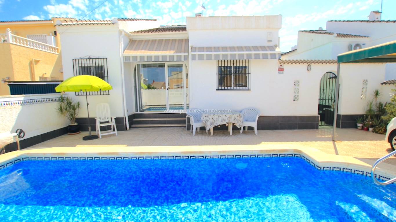 Resale - Villa - Torrevieja - La Siesta - San Luis