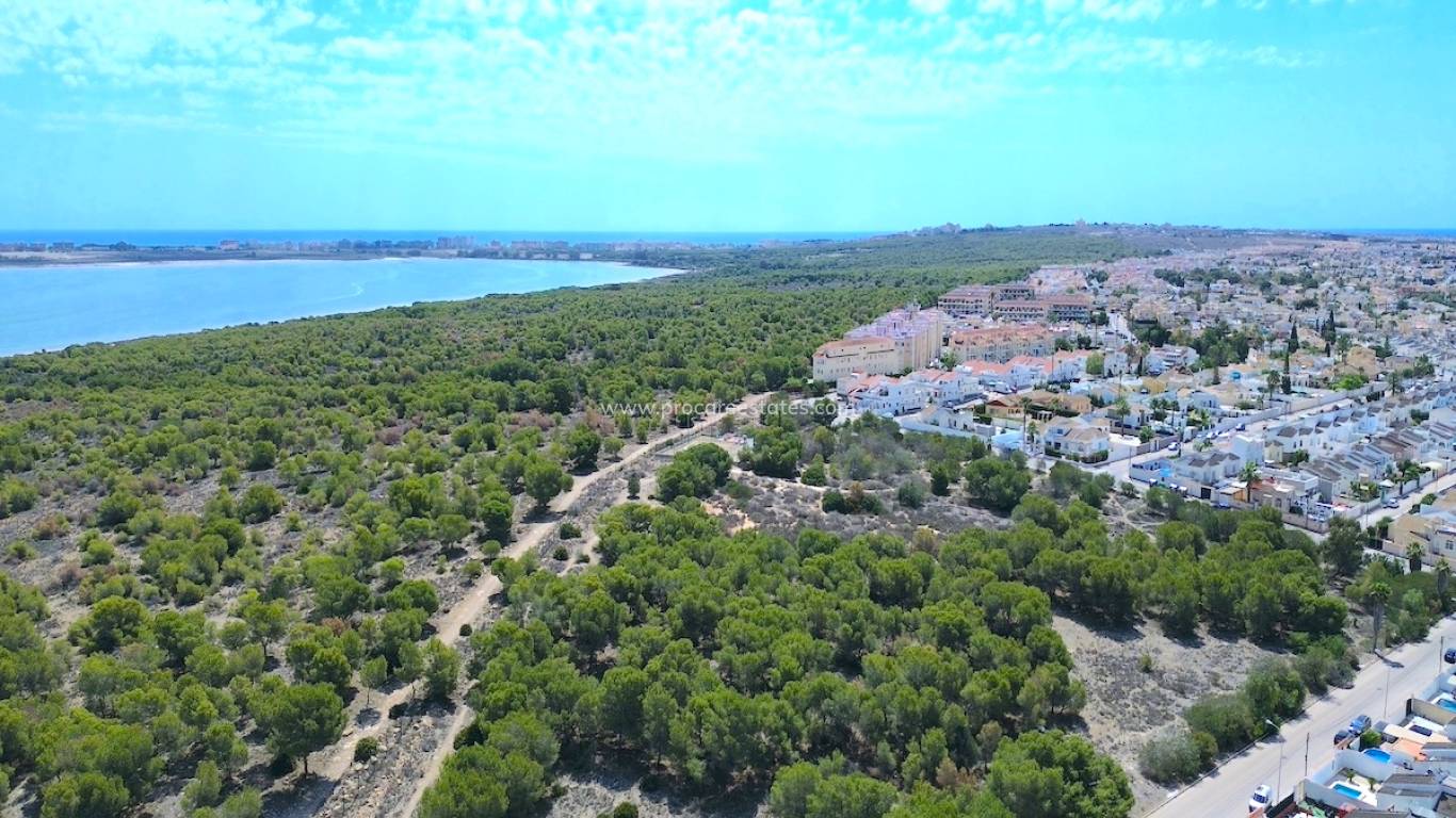 Resale - Villa - Torrevieja - La Siesta - San Luis