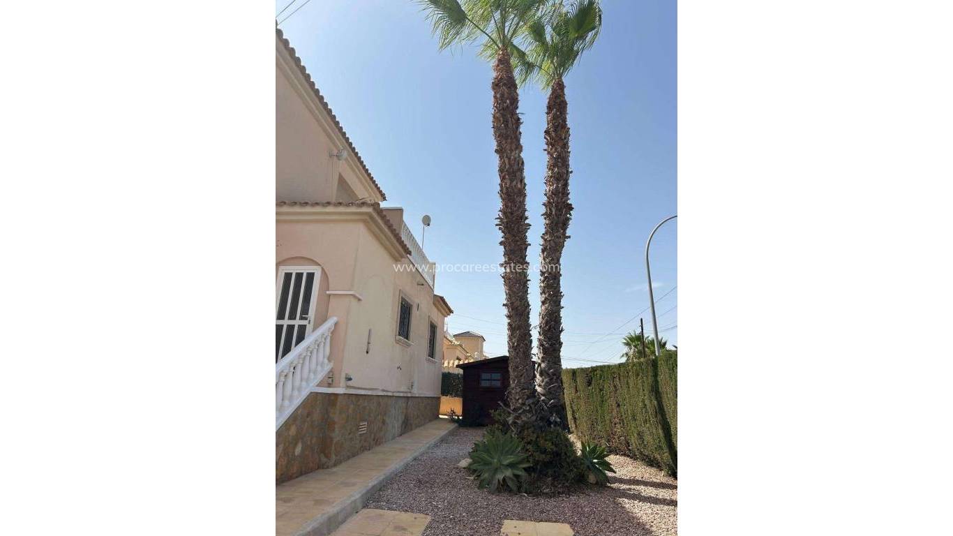 Resale - Villa - Torrevieja - La Siesta - San Luis