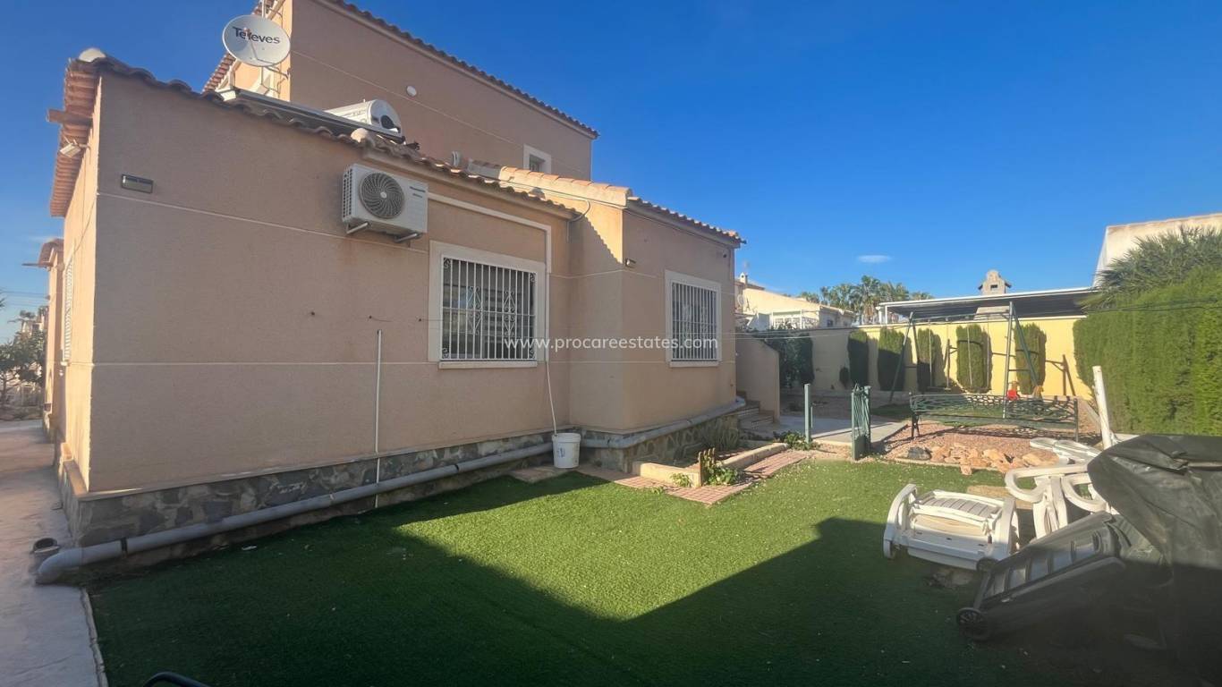 Resale - Villa - Torrevieja - La Siesta - San Luis