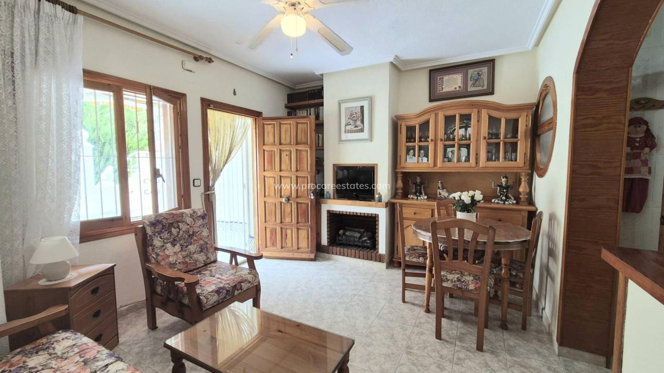 Resale - Villa - Torrevieja - La Siesta - San Luis