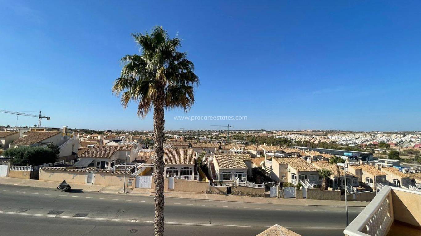 Resale - Villa - Torrevieja - Los Altos