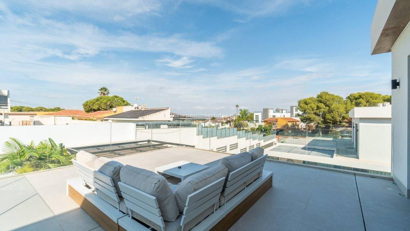 Resale - Villa - Torrevieja - Los Balcones - Los Altos del Edén