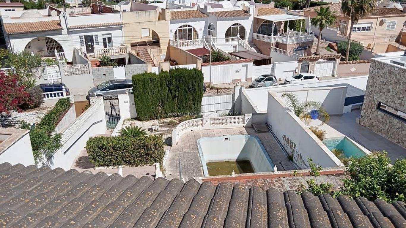 Resale - Villa - Torrevieja - Los Balcones - Los Altos del Edén