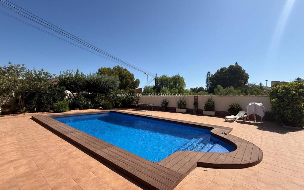 Resale - Villa - Torrevieja - Los Balcones - Los Altos del Edén