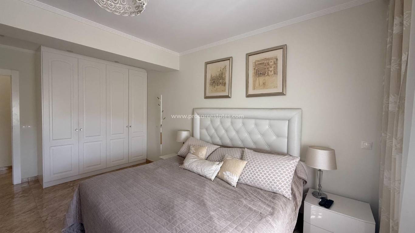 Resale - Villa - Torrevieja - Los Balcones - Los Altos del Edén