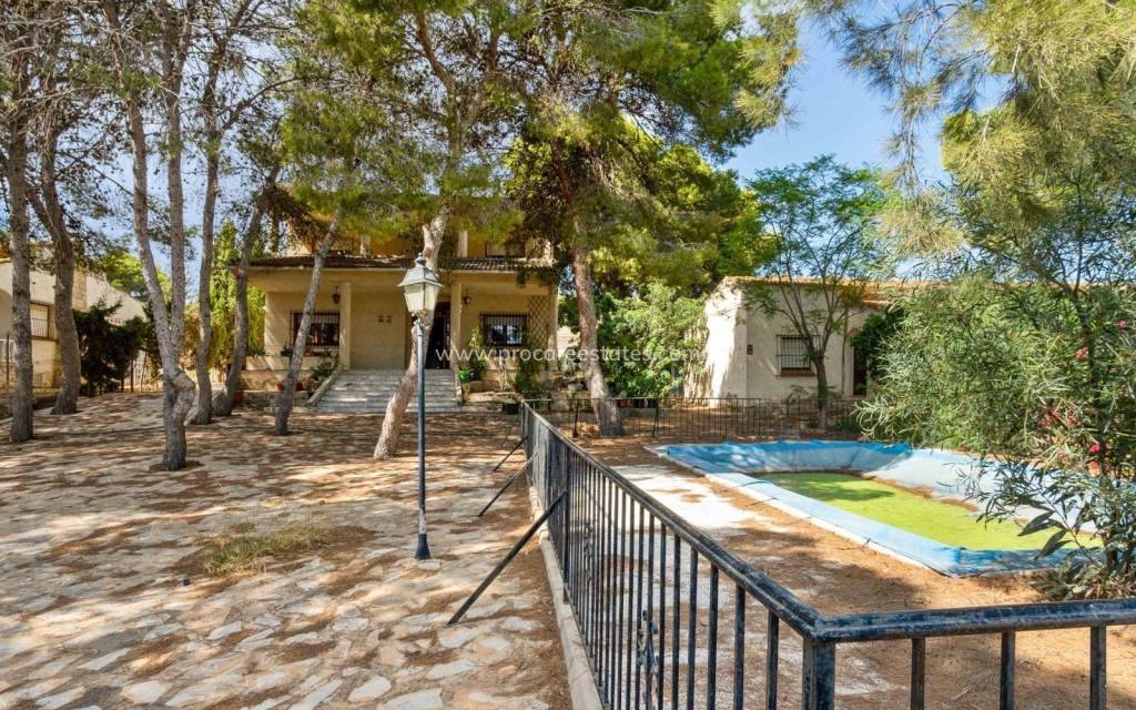 Resale - Villa - Torrevieja - Los Balcones - Los Altos del Edén
