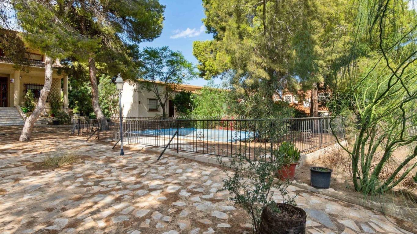 Resale - Villa - Torrevieja - Los Balcones - Los Altos del Edén