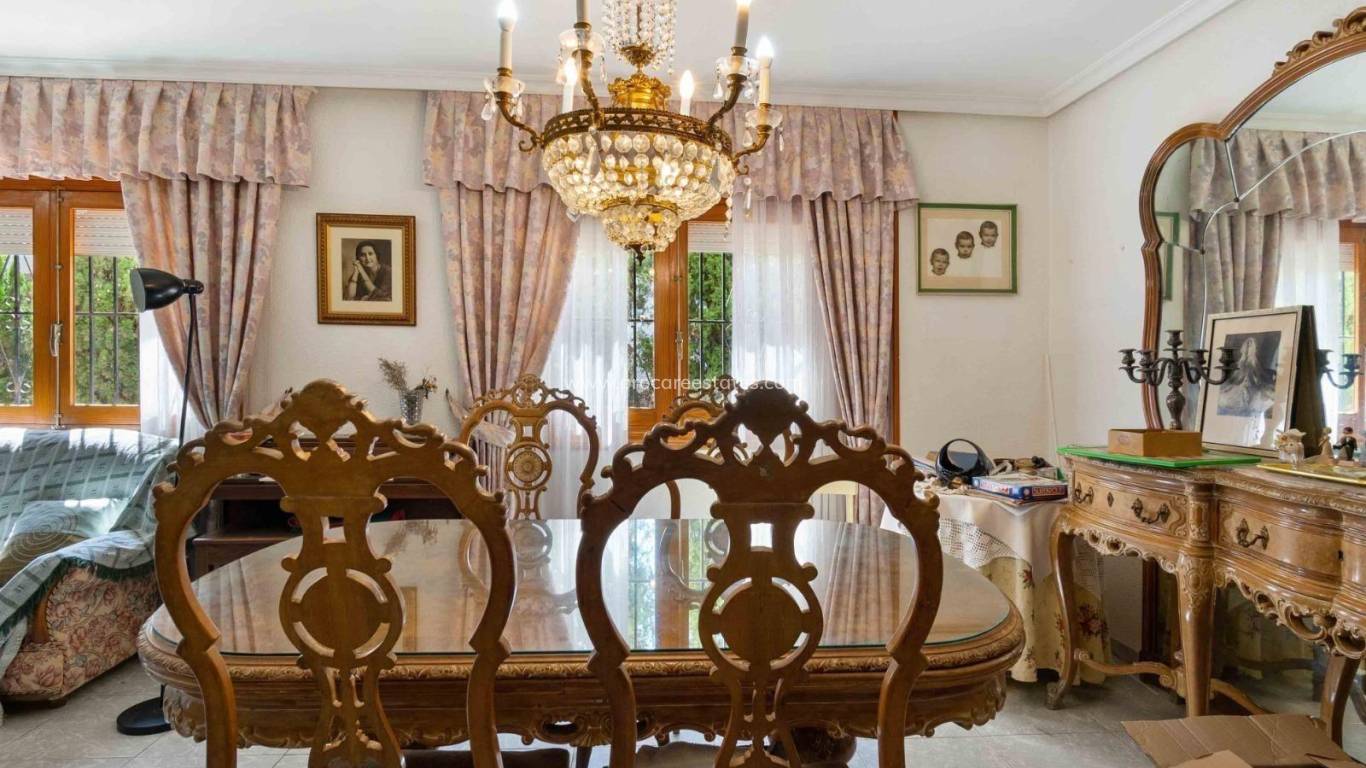 Resale - Villa - Torrevieja - Los Balcones - Los Altos del Edén