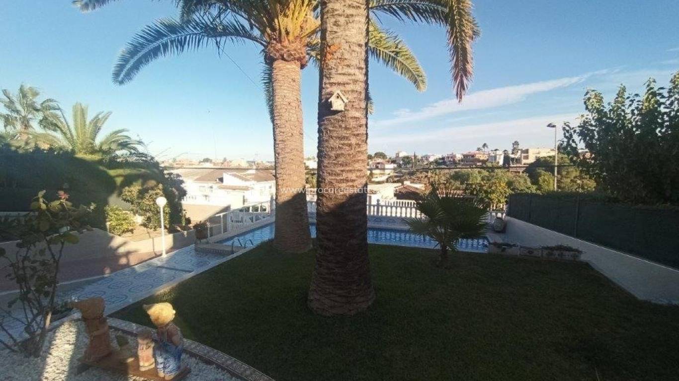 Resale - Villa - Torrevieja - Los Balcones