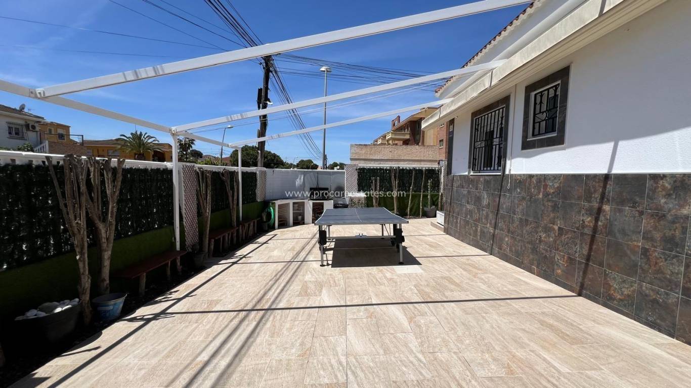 Resale - Villa - Torrevieja - Los Balcones