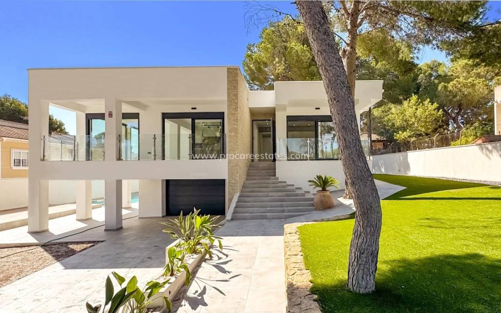 Resale - Villa - Torrevieja - Los Balcones