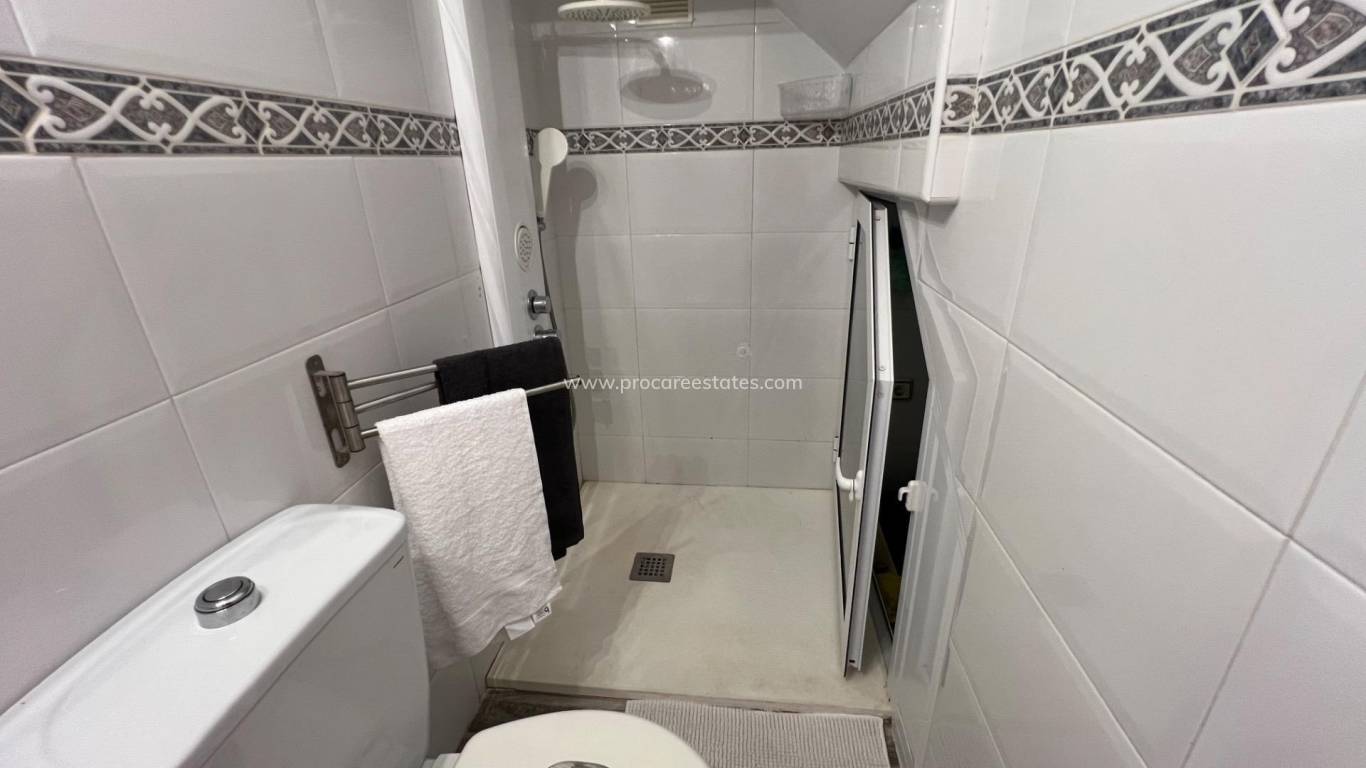 Resale - Villa - Torrevieja - Playa Del Cura