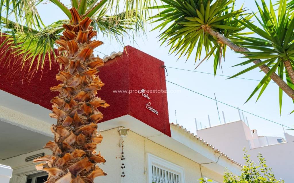 Resale - Villa - Torrevieja - Playa Los Locos