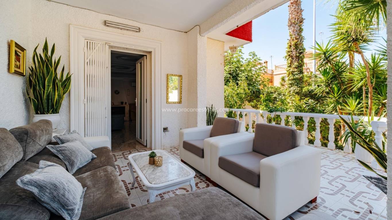 Resale - Villa - Torrevieja - Playa Los Locos