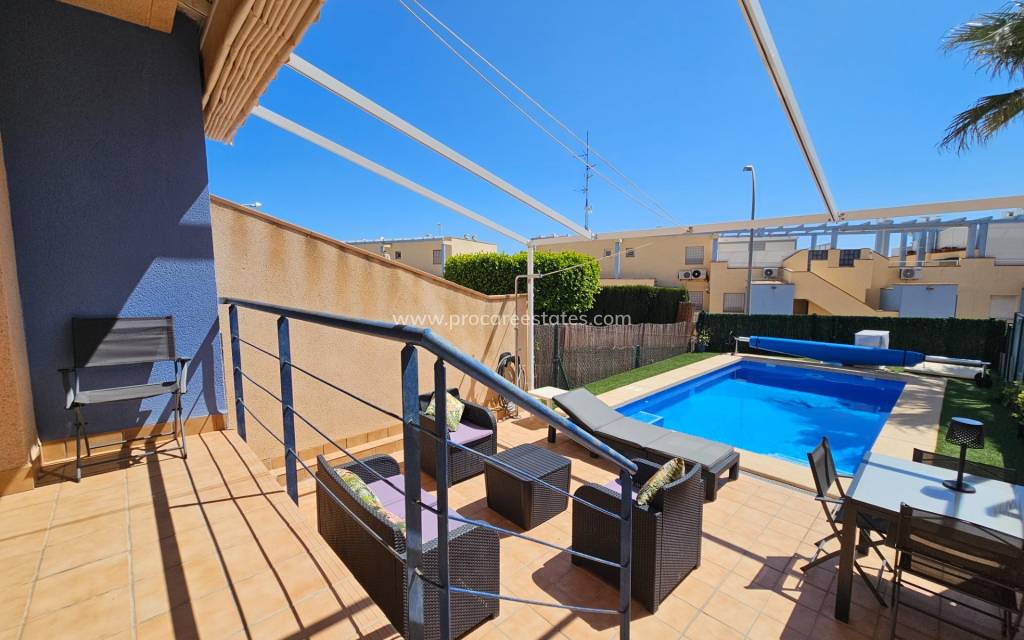 Resale - Villa - Torrevieja - Punta Prima