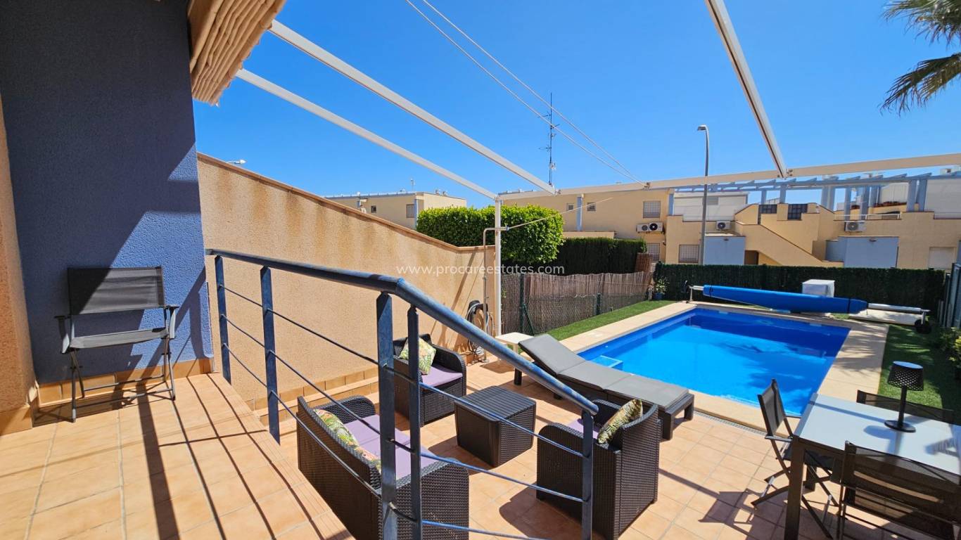 Resale - Villa - Torrevieja - Punta Prima