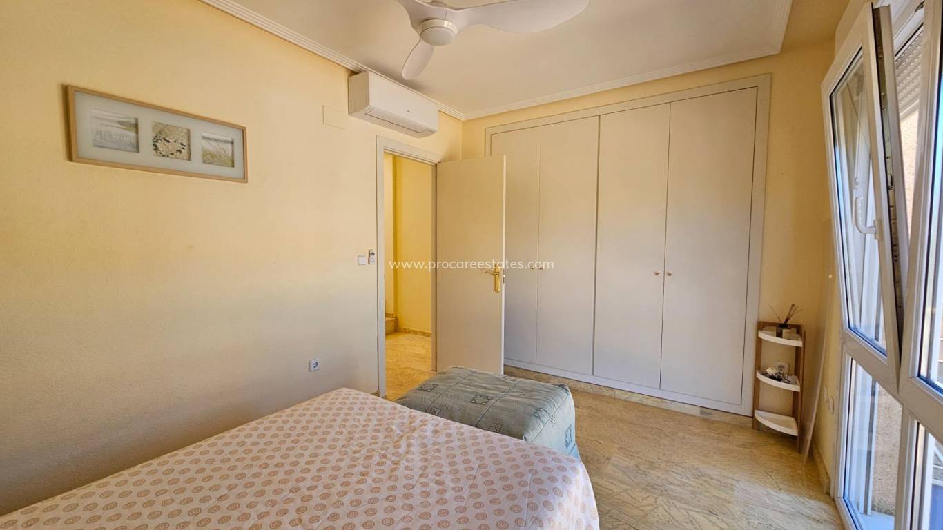 Resale - Villa - Torrevieja - Punta Prima