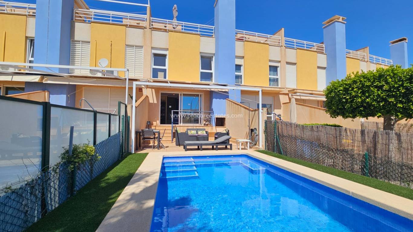 Resale - Villa - Torrevieja - Punta Prima