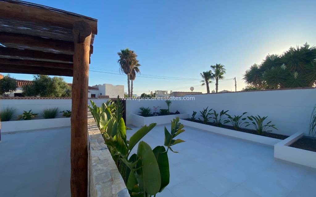 Resale - Villa - Torrevieja - Torreta Florida