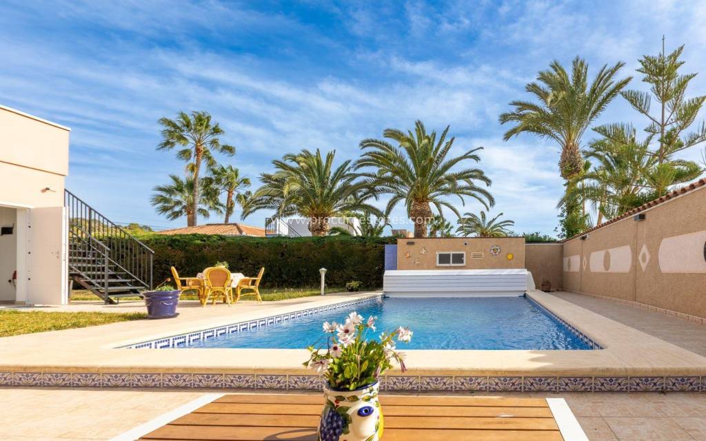 Resale - Villa - Torrevieja - Torreta-Florida