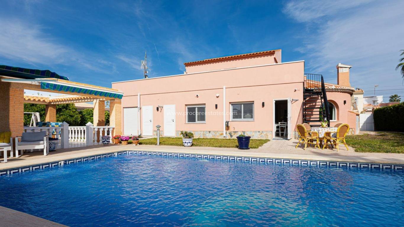 Resale - Villa - Torrevieja - Torreta-Florida