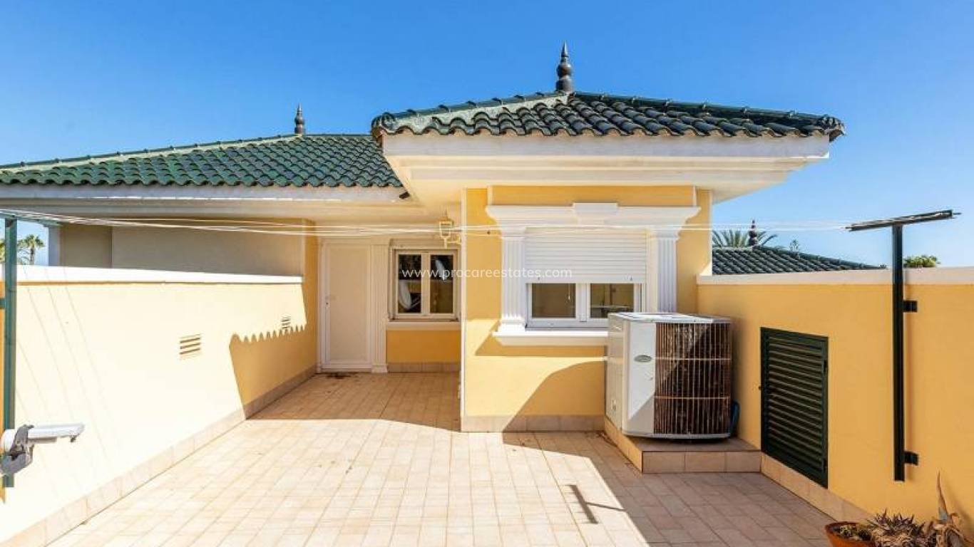 Resale - Villa - Torrevieja - Torreta-Florida