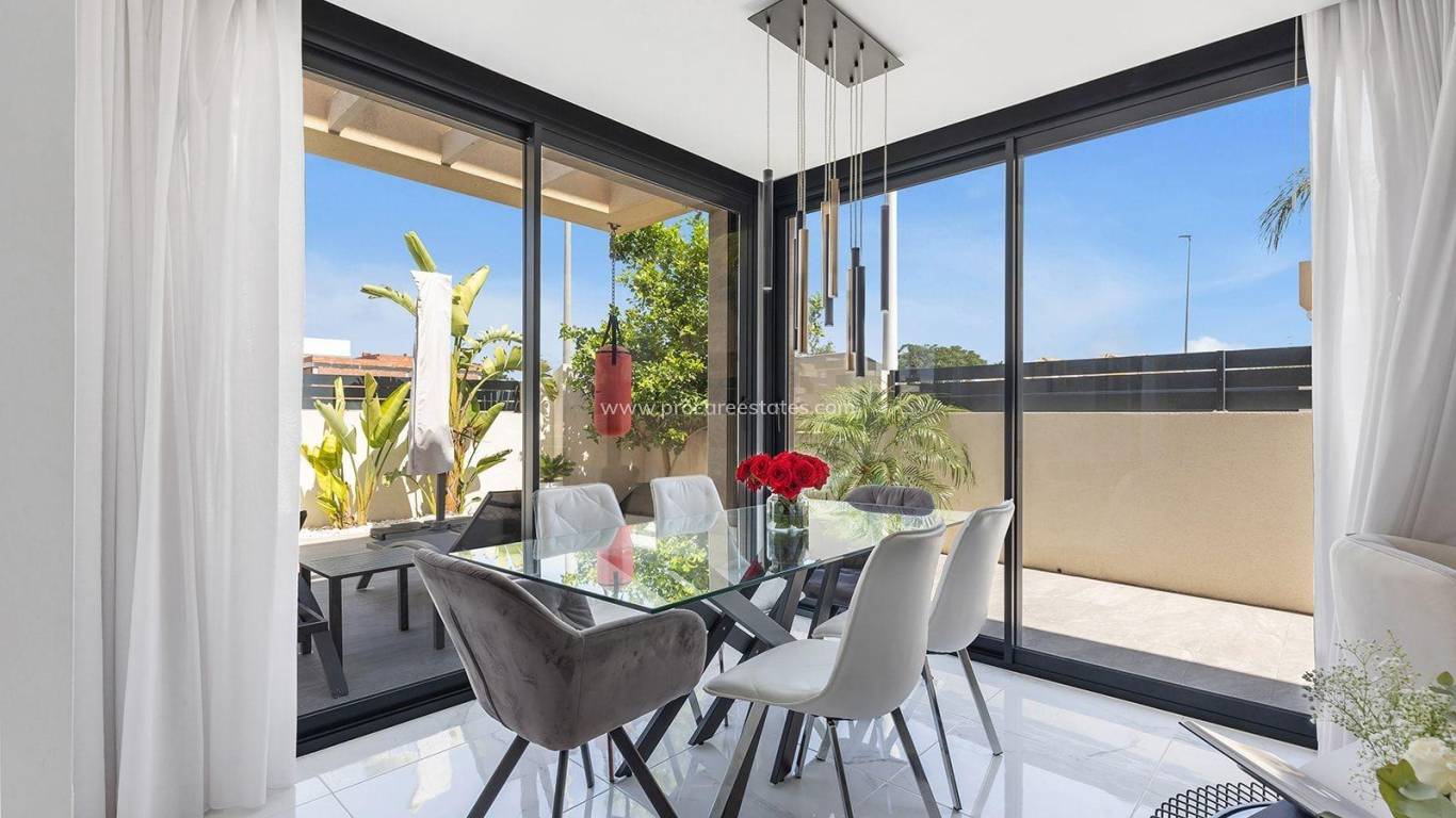 Resale - Villa - Torrevieja - Torreta-Florida