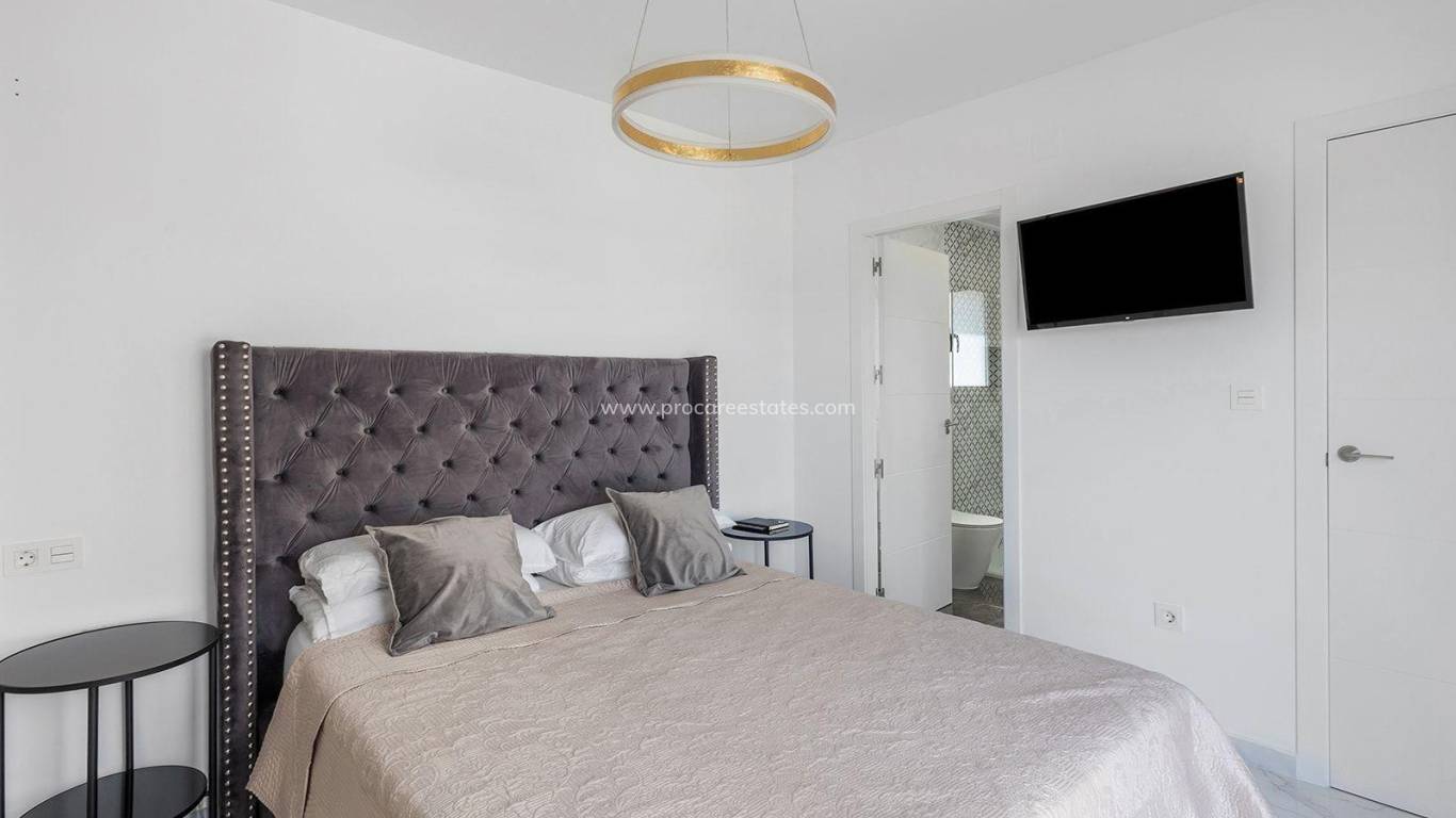 Resale - Villa - Torrevieja - Torreta-Florida