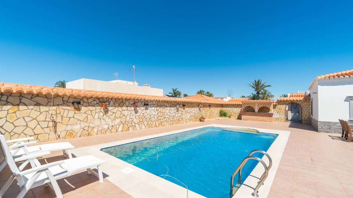 Resale - Villa - Torrevieja - Torreta-Florida