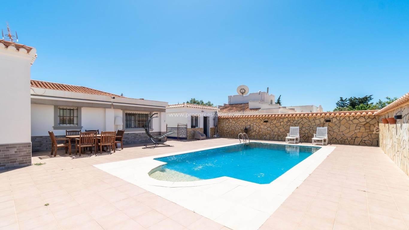 Resale - Villa - Torrevieja - Torreta-Florida