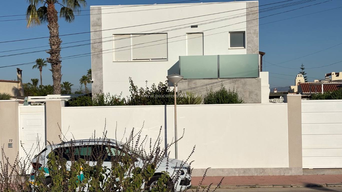 Resale - Villa - Torrevieja - Torreta - Florida