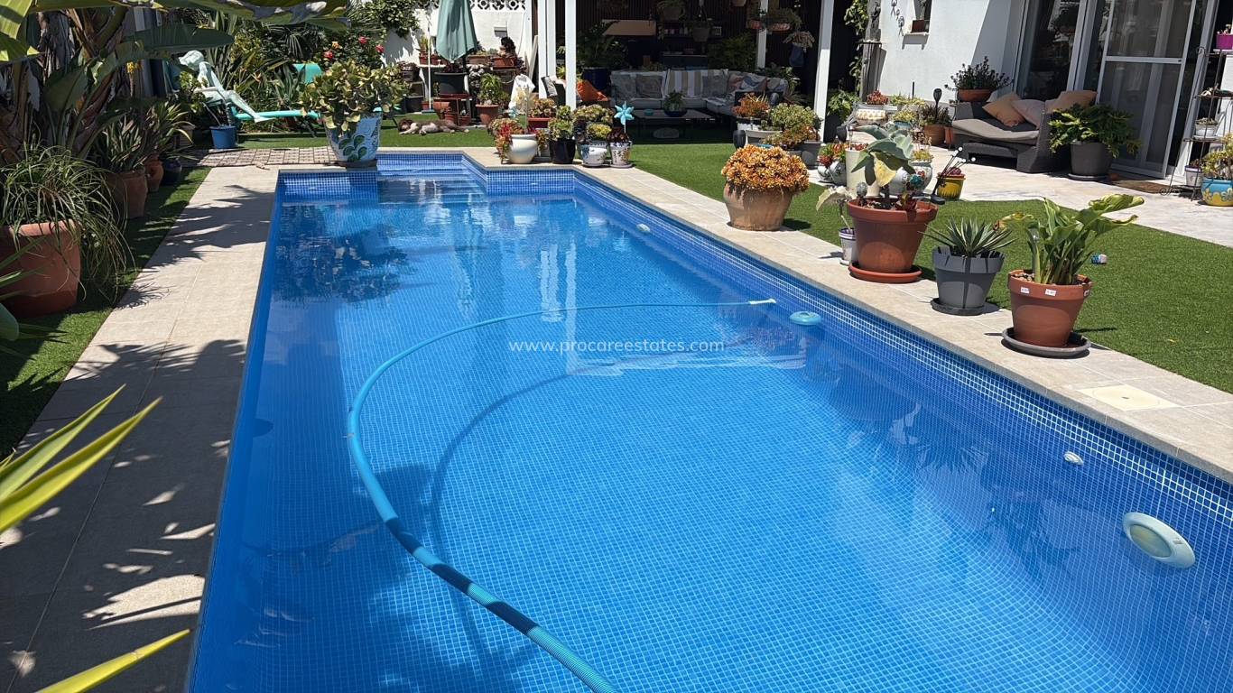 Resale - Villa - Torrevieja - Torreta - Florida