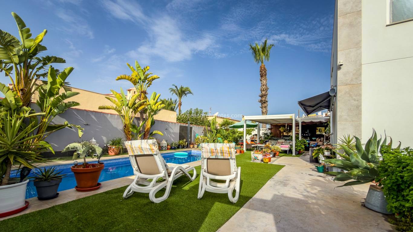 Resale - Villa - Torrevieja - Torreta - Florida