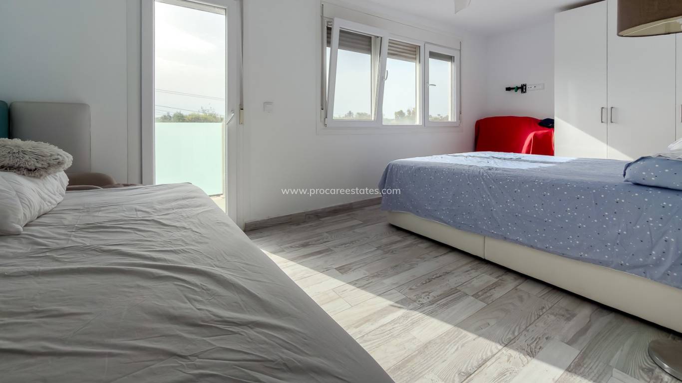 Resale - Villa - Torrevieja - Torreta - Florida