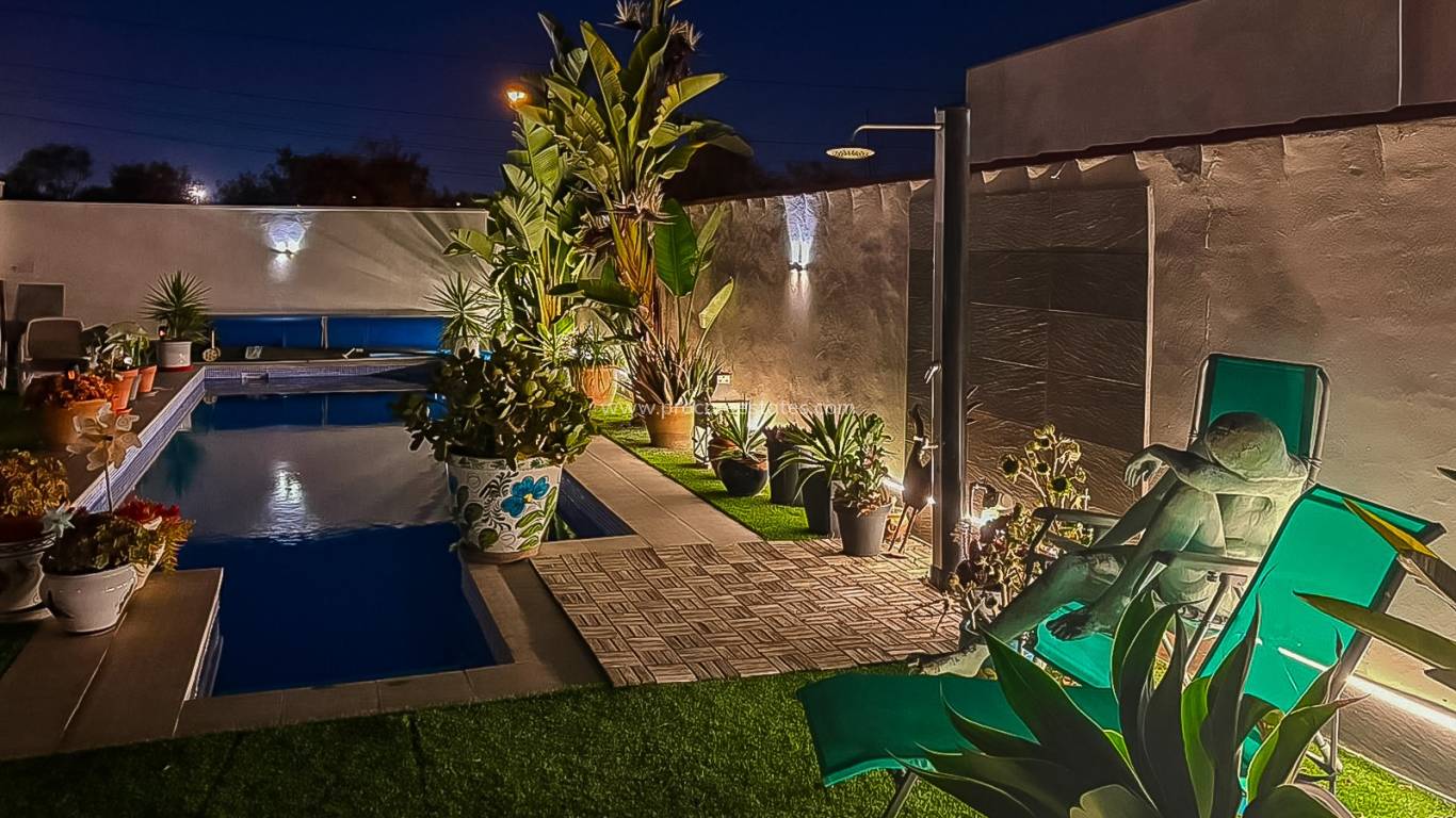 Resale - Villa - Torrevieja - Torreta - Florida