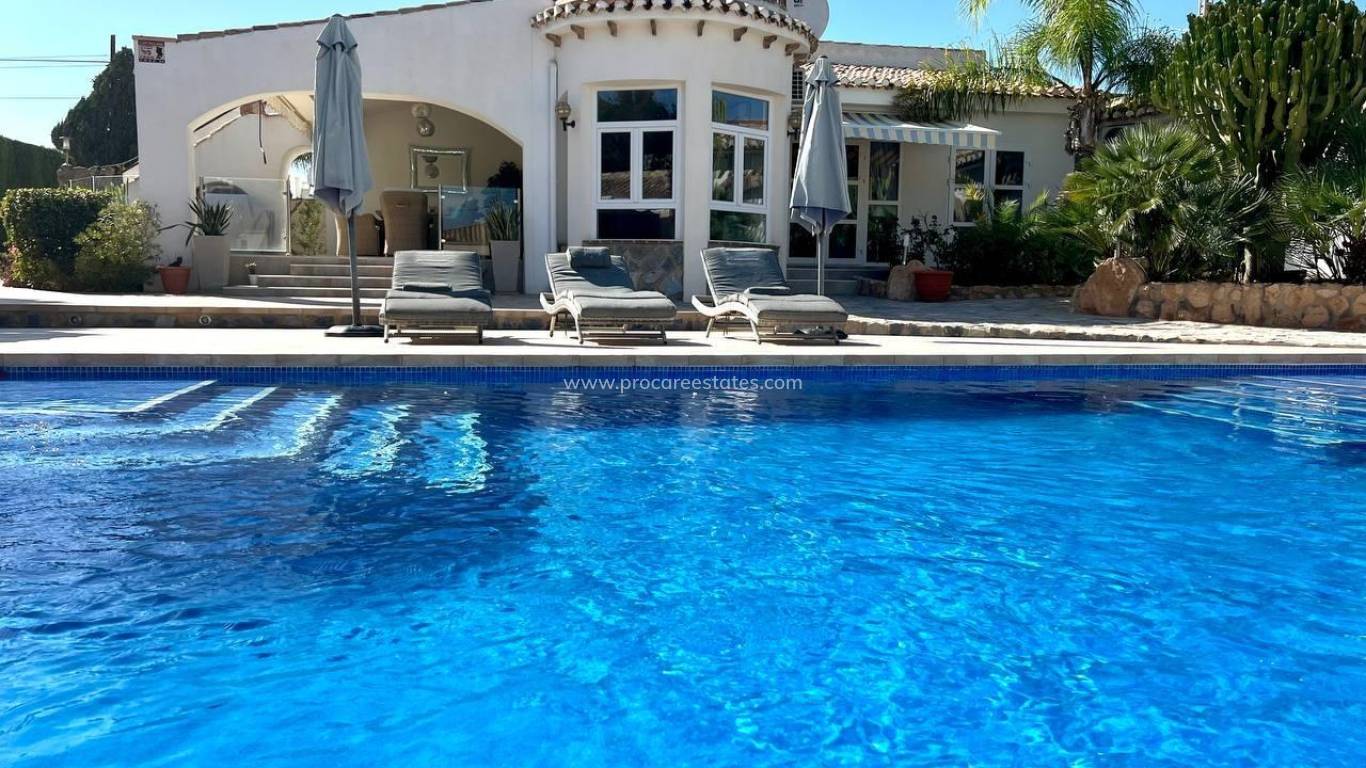 Resale - Villa - Torrevieja - Torrevieja Center